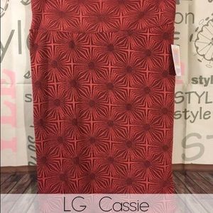 Large LuLaRoe Cassie